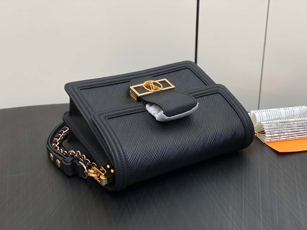 Louis Vuitton 2WAY Chain Leather Shoulder Bags