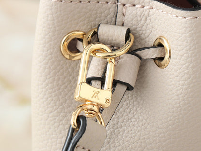 Louis Vuitton LV Tiny Nano Lockme Bucket Shoulder Bag 13.5x16.0x10.0cm